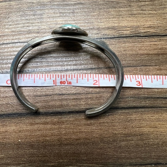 Vintage Native American Sterling Silver Turquoise Cuff Bracelet - Picture 12 of 13